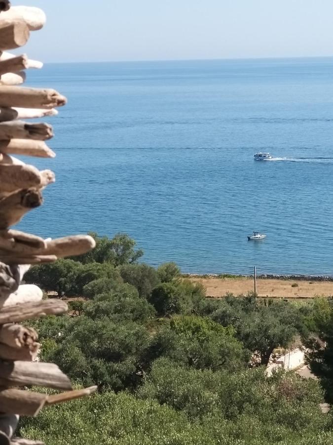 La Torre Di Merlino Пату Экстерьер фото
