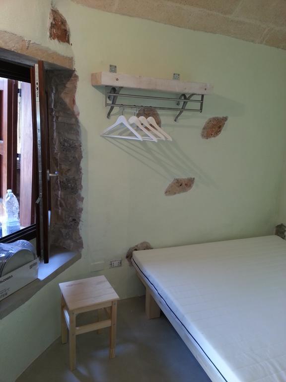 La Torre Di Merlino Пату Экстерьер фото